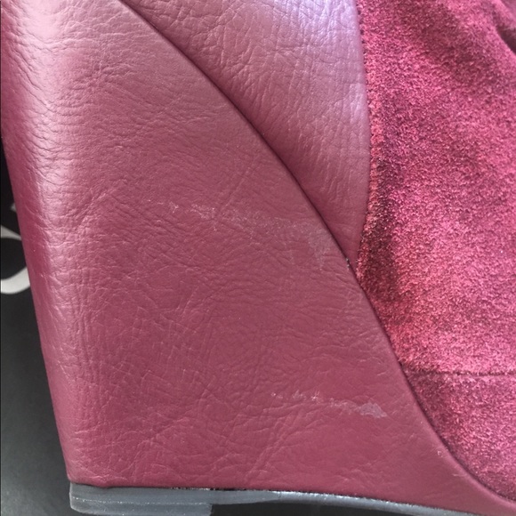 Like New - Shoemint Candy Wedge Bootie in Wine - Picture 6 of 7